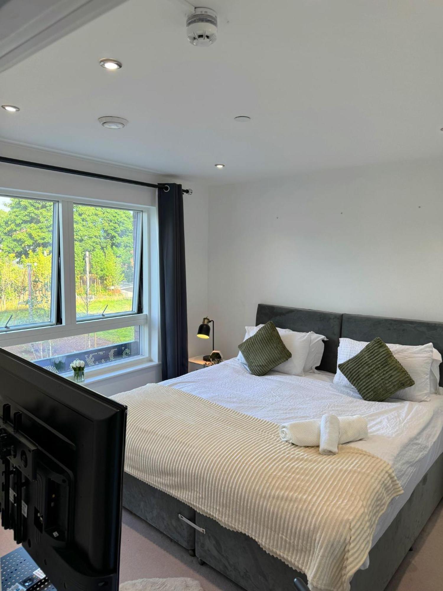 Kayz Lodge- Luxury Ensuite-Private & Shared Accommodation In A New House At The Olympic Village Overlooking Stratford Westfield And Tube Station London Luaran gambar