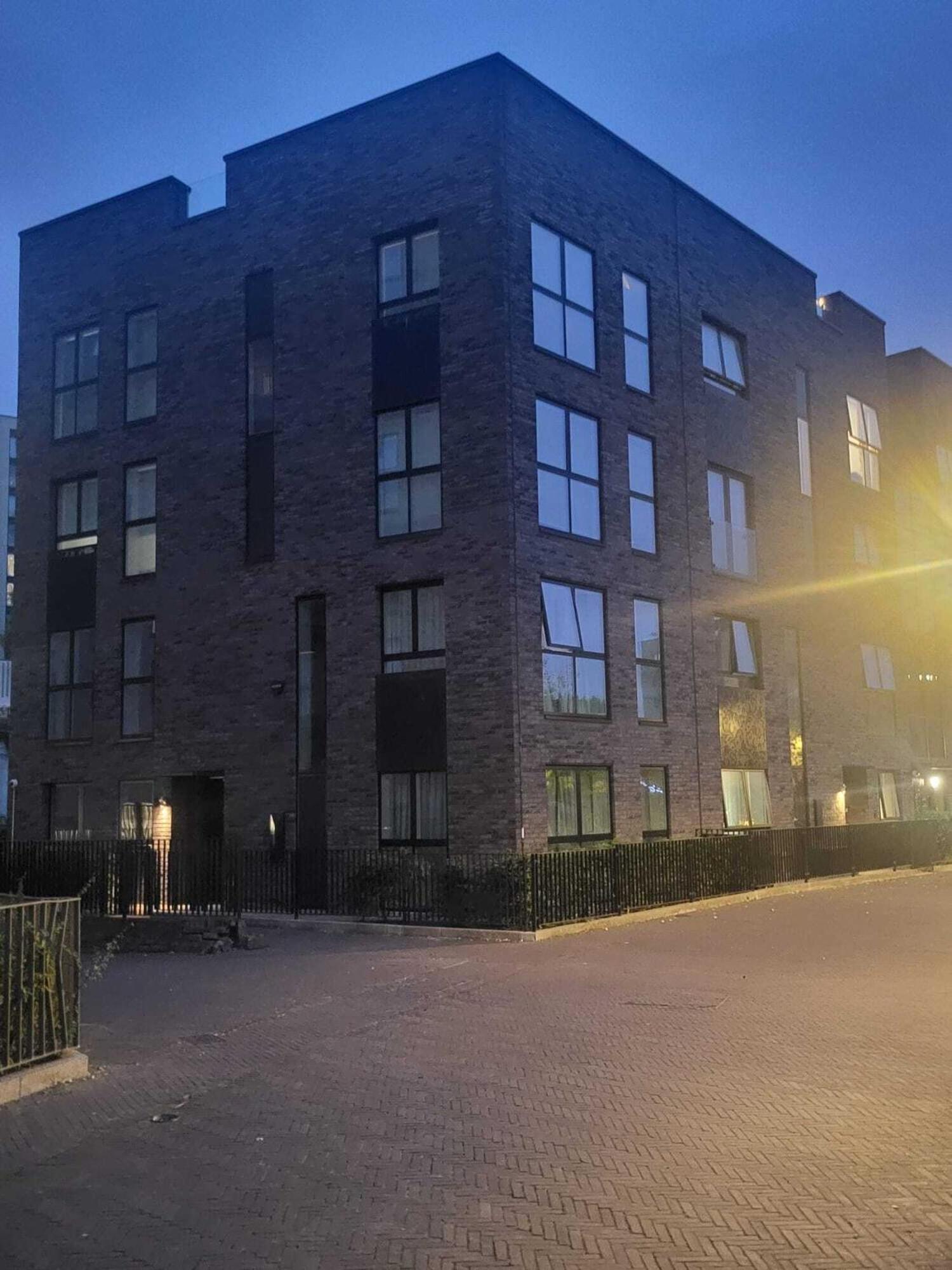 Kayz Lodge- Luxury Ensuite-Private & Shared Accommodation In A New House At The Olympic Village Overlooking Stratford Westfield And Tube Station London Luaran gambar